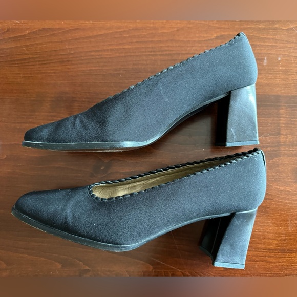Stuart Weitzman Vintage black pump size 9 - Picture 5 of 10